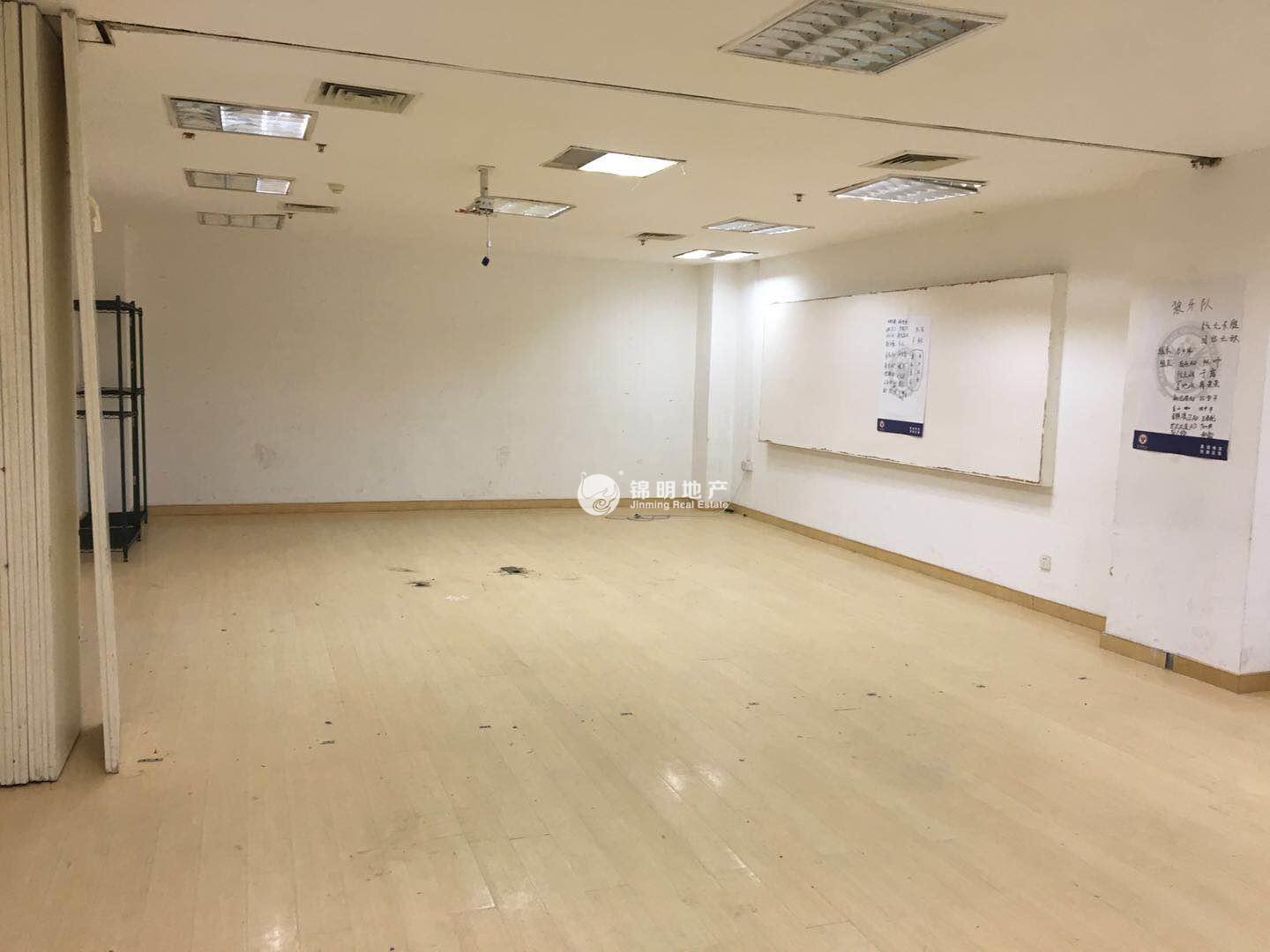 淮海中路淮云大厦129平米写字楼出租