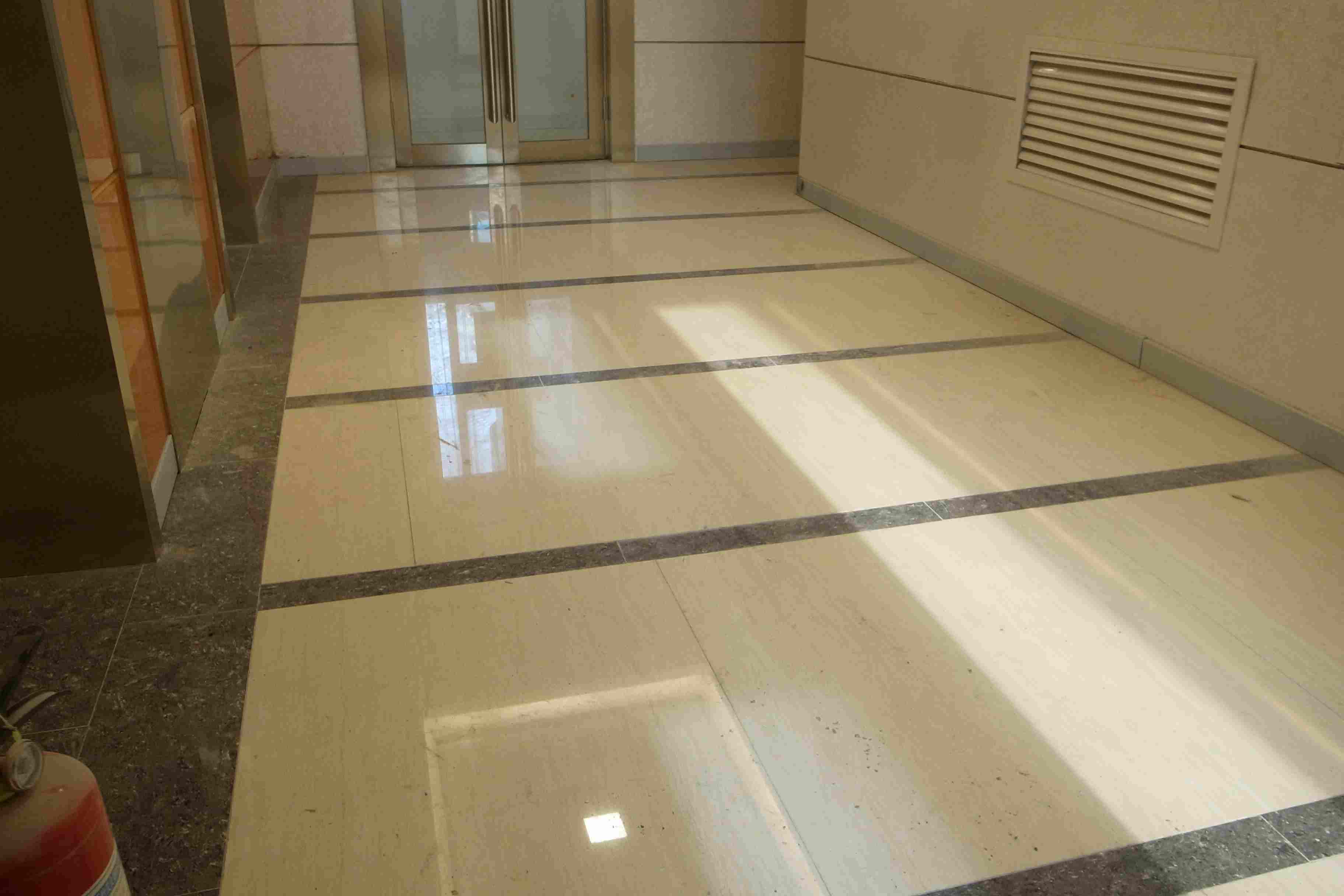 中山公园中西大厦159平米写字楼出租