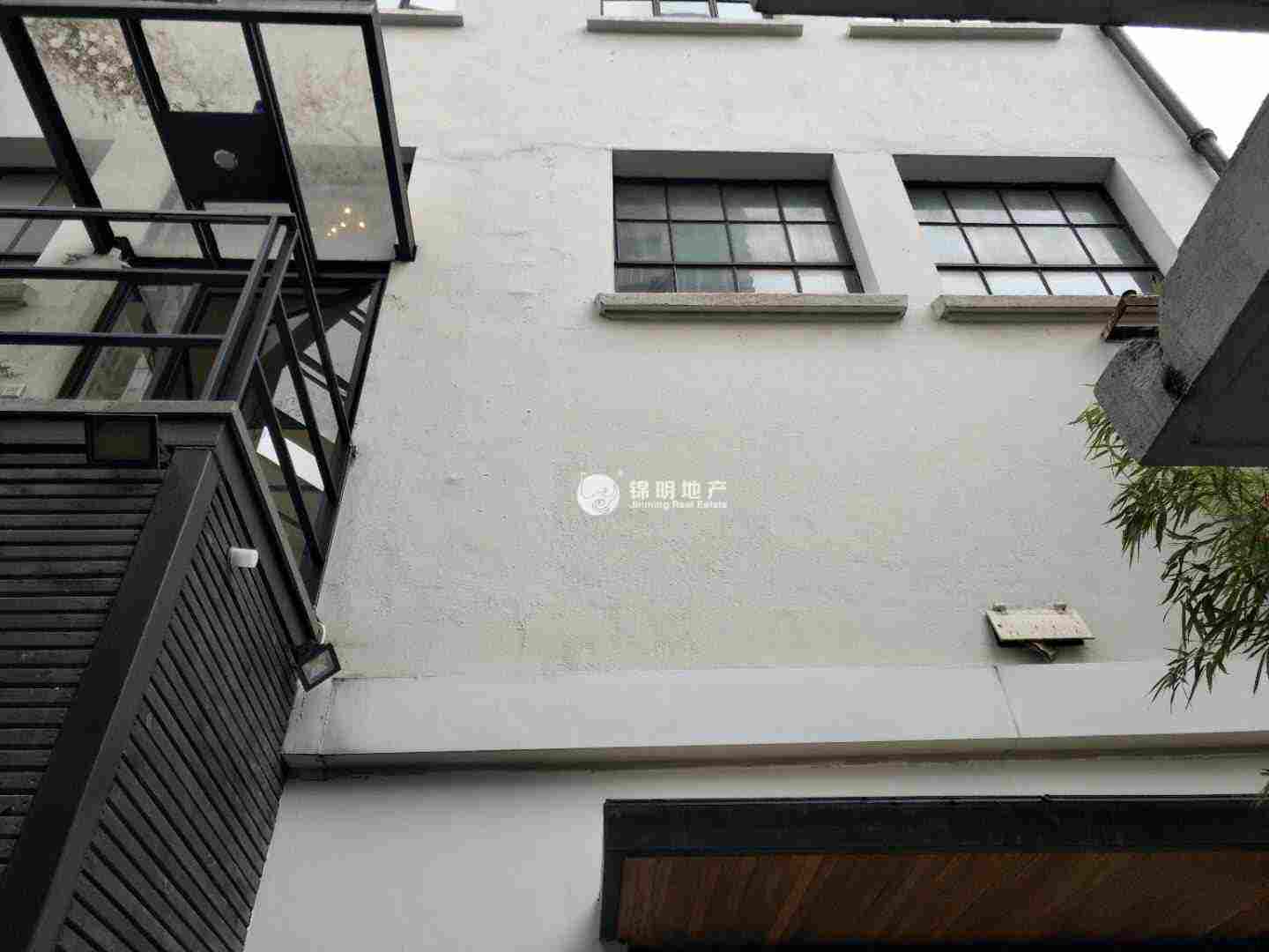 南京西路博鸿大厦72平米写字楼出租