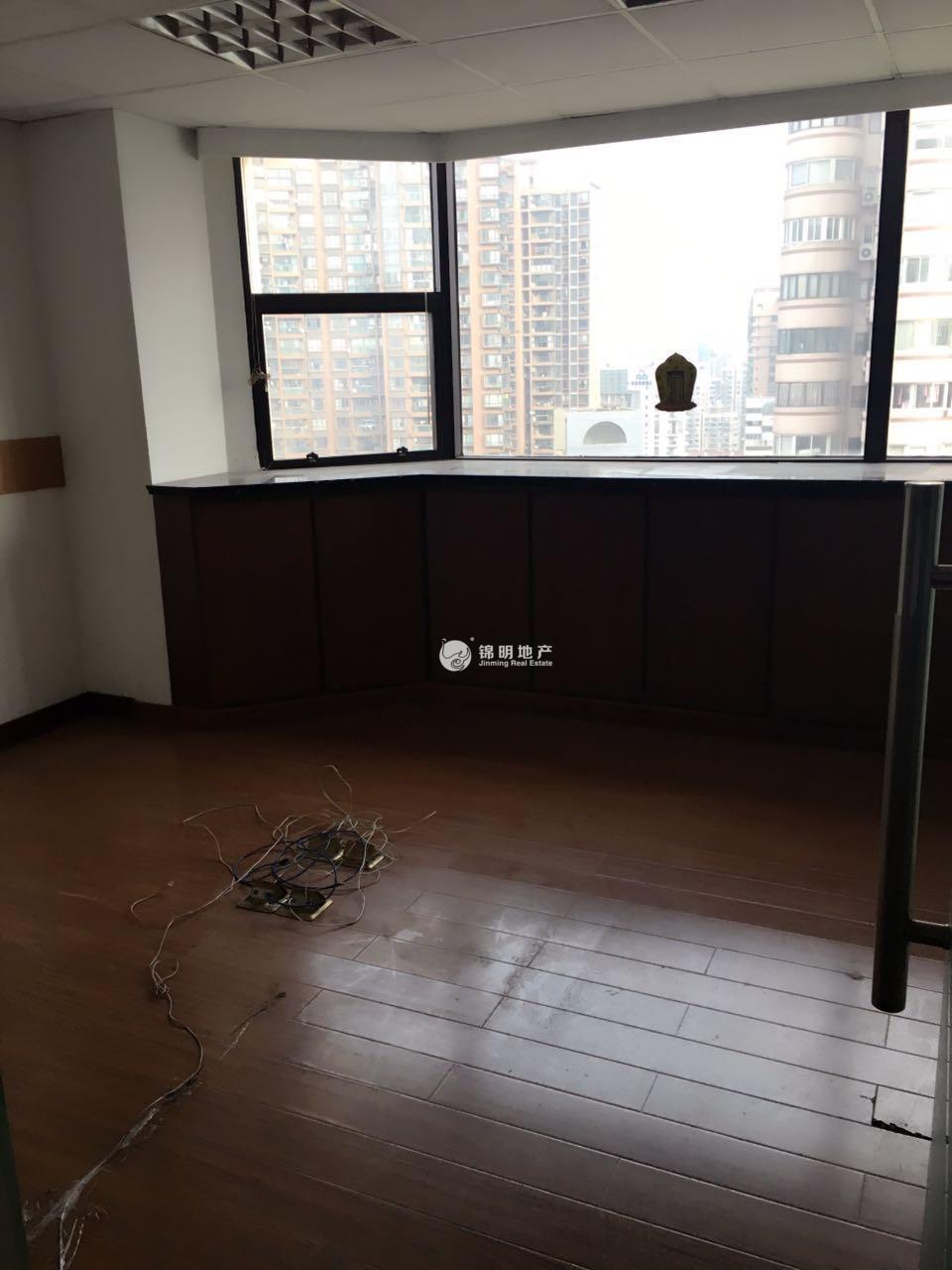 四川北路永融企业中心237平米写字楼出租