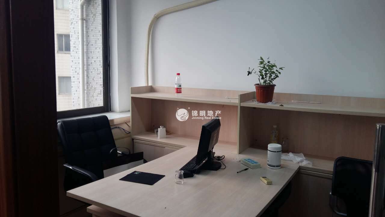 曲阳沪办大厦135平米写字楼出租