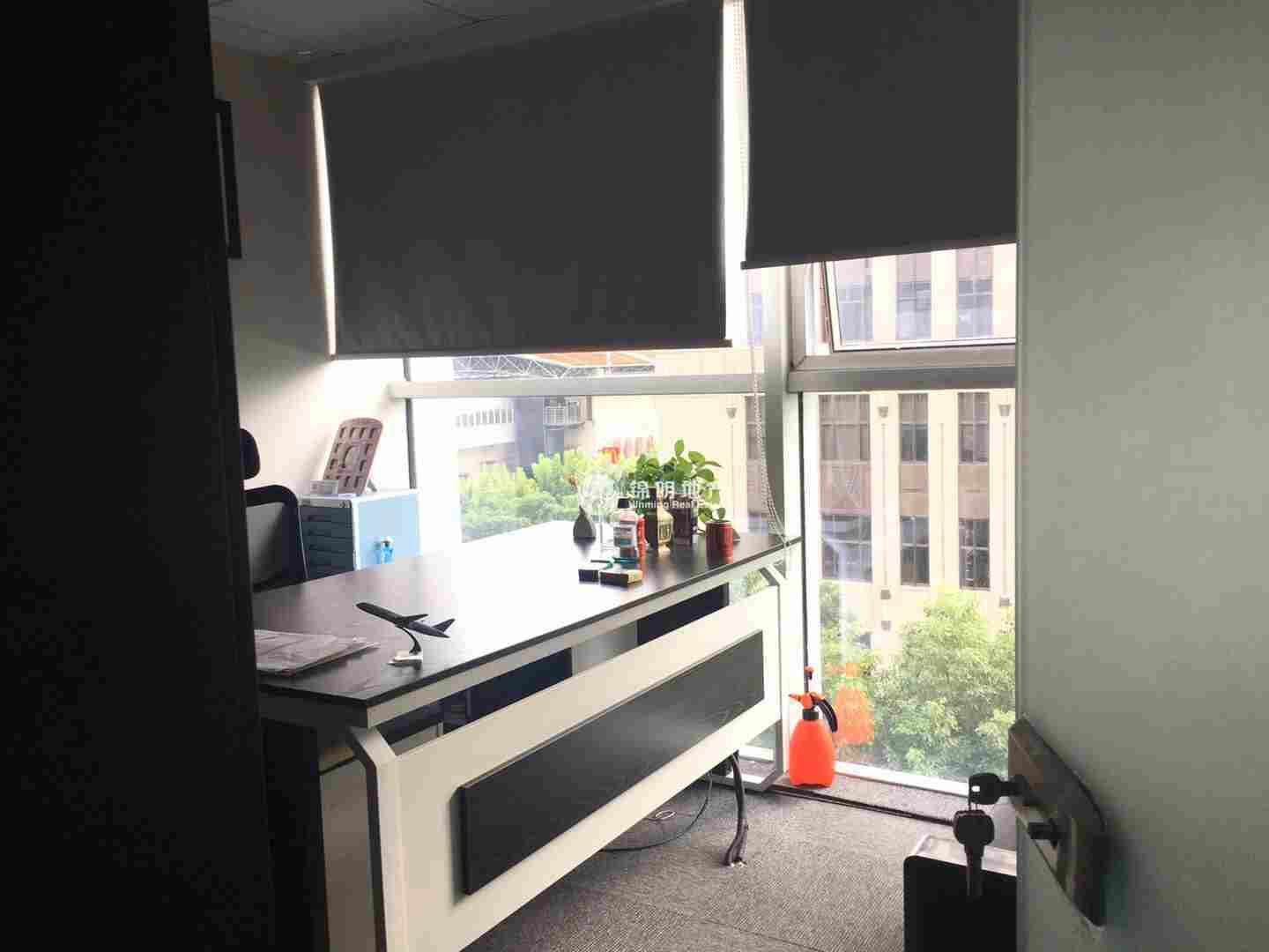 曹杨绿地同创大厦125平米写字楼出租