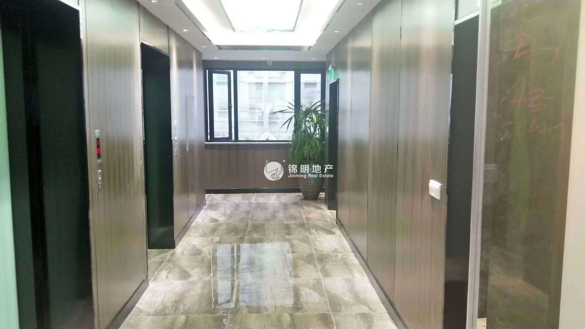 陆家嘴东泰大楼40平米写字楼出租