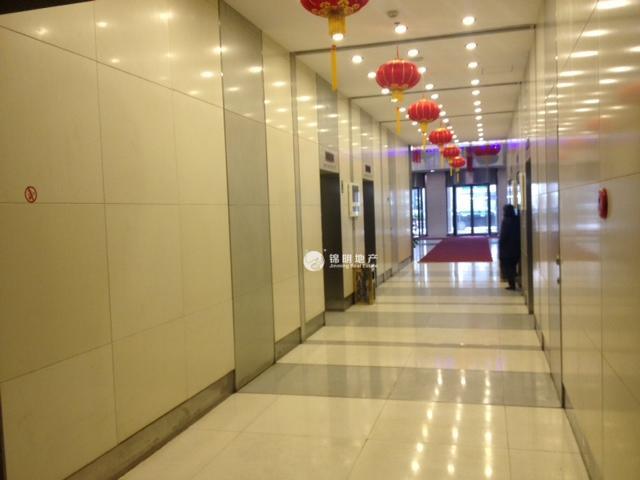 潍坊钱江大厦132平米写字楼出租