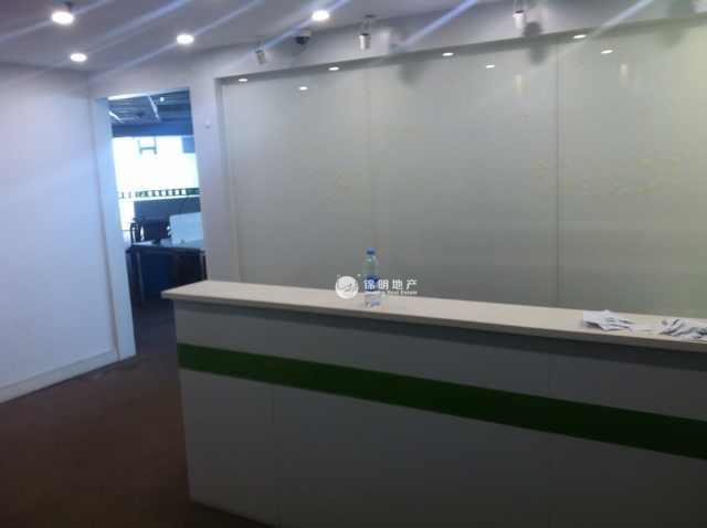 南京西路申银发展大厦197平米写字楼出租