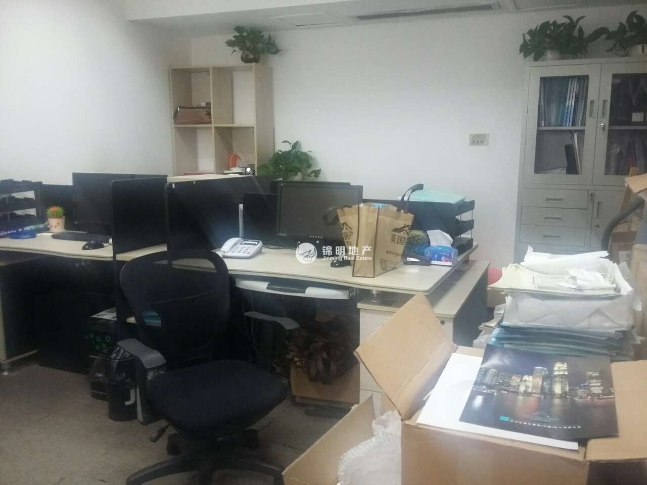 陆家嘴江苏大厦52平米写字楼出租