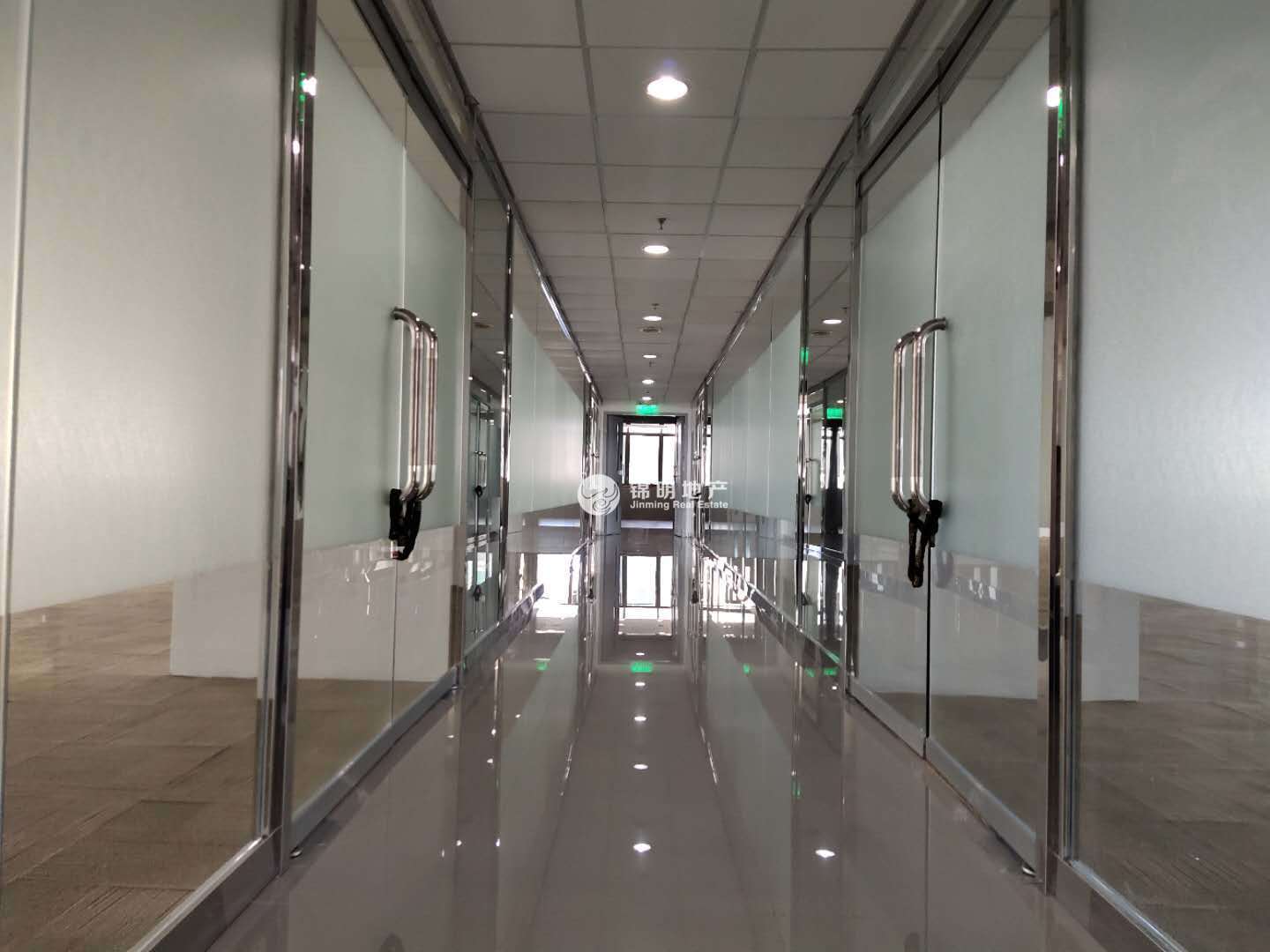 人民广场远洋商业大厦132平米写字楼出租