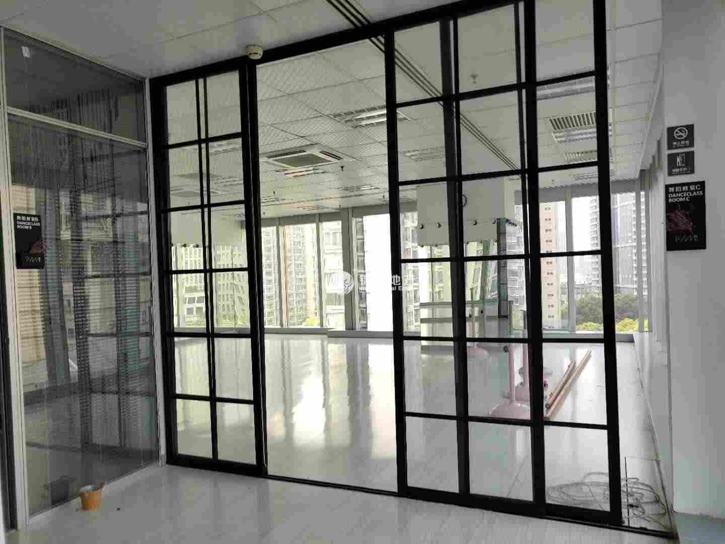 南京西路恒利國際大廈406平米寫字樓出租