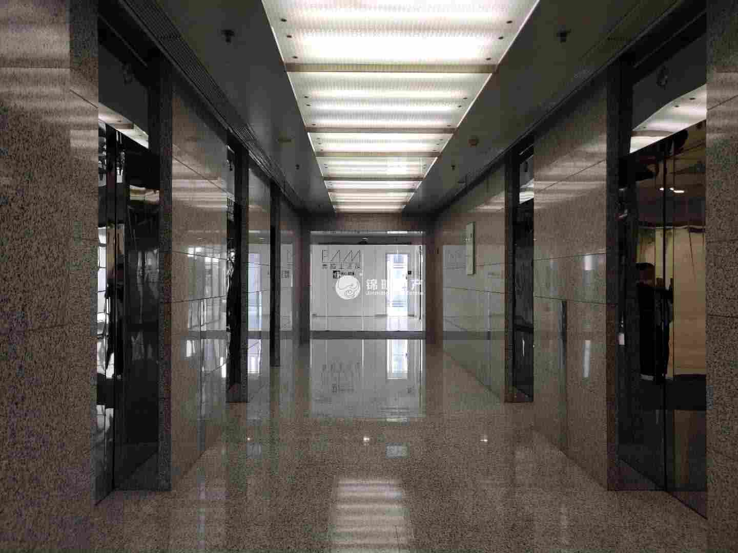 南京西路恒利國際大廈406平米寫字樓出租
