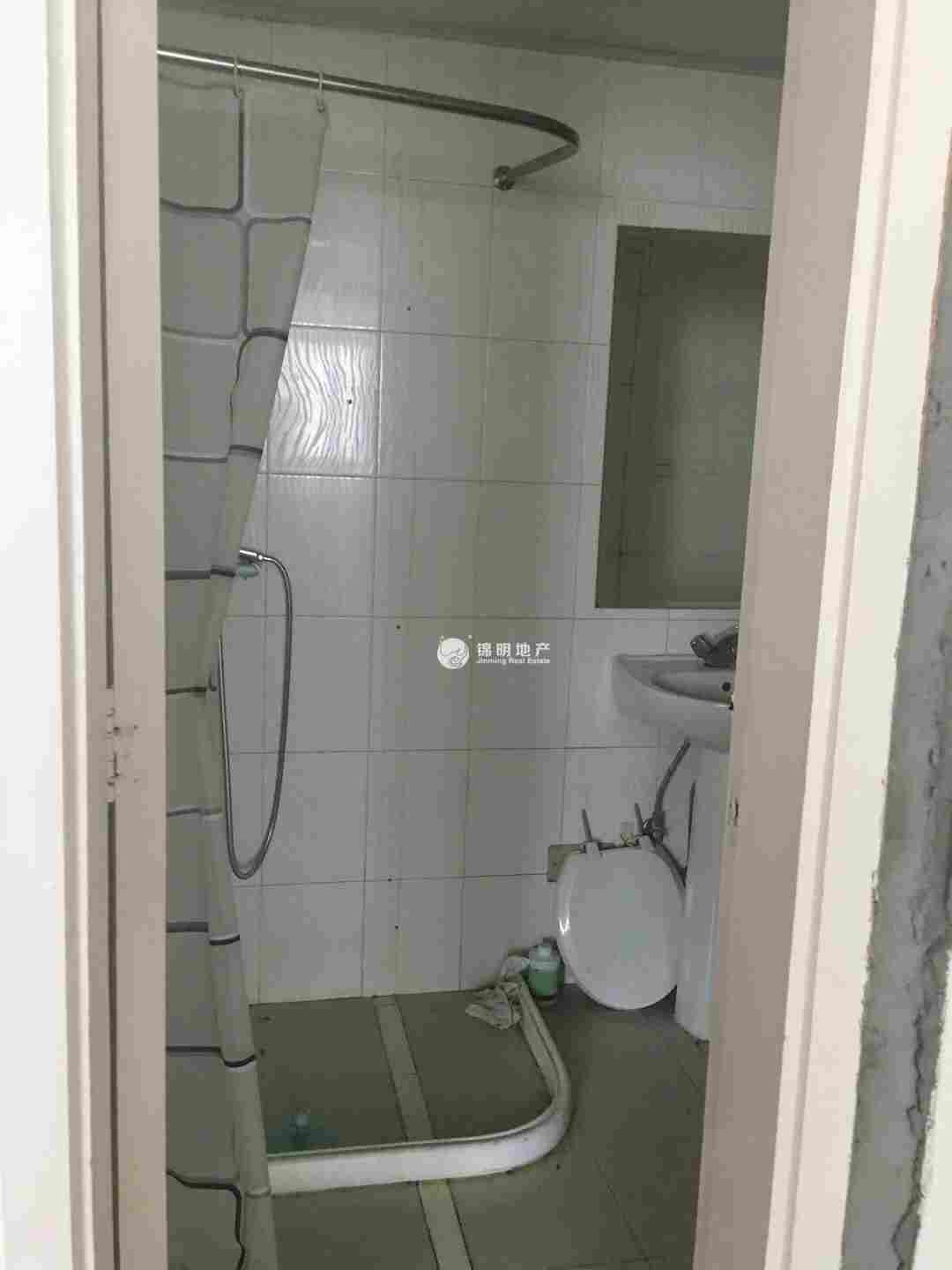 光新浦发广场85平米写字楼出租