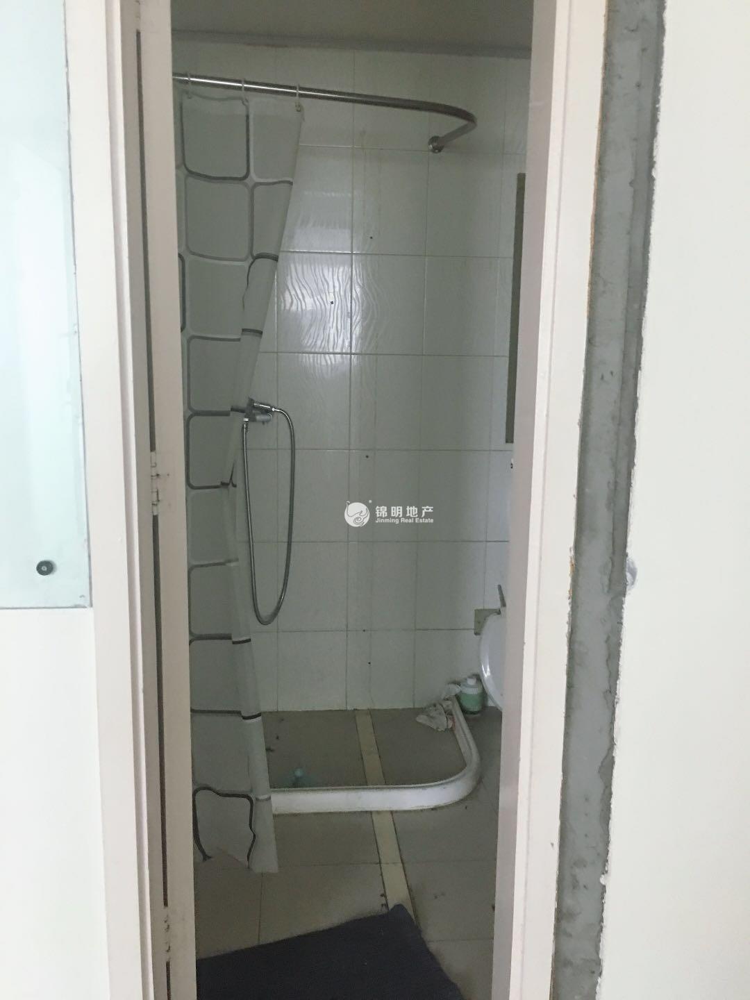 光新浦发广场85平米写字楼出租