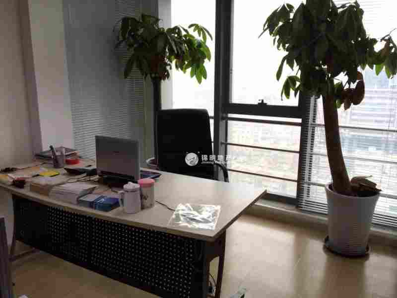 西藏北路金赢108创意广场68平米写字楼出租