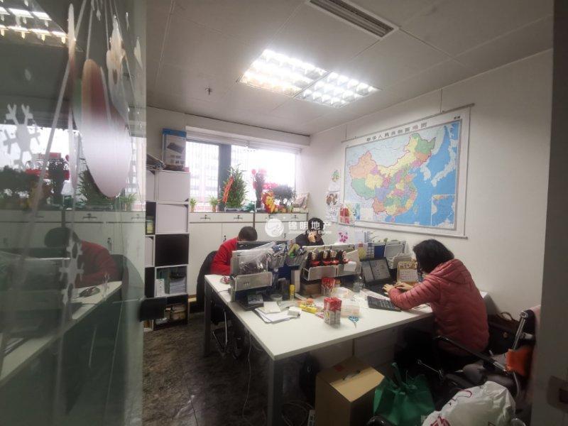 长风国盛中心213平米写字楼出租