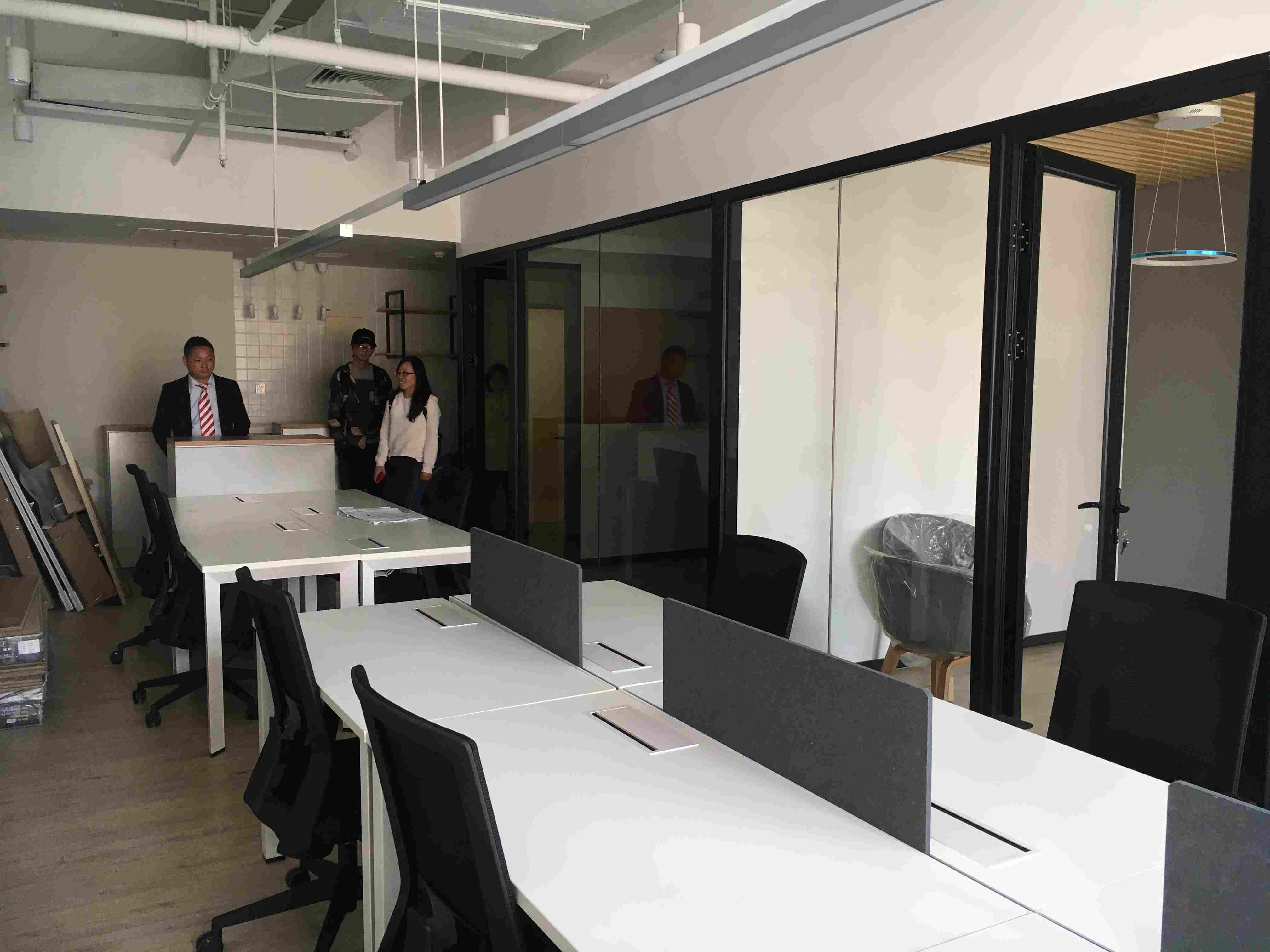 不夜城企业广场84平米写字楼出租