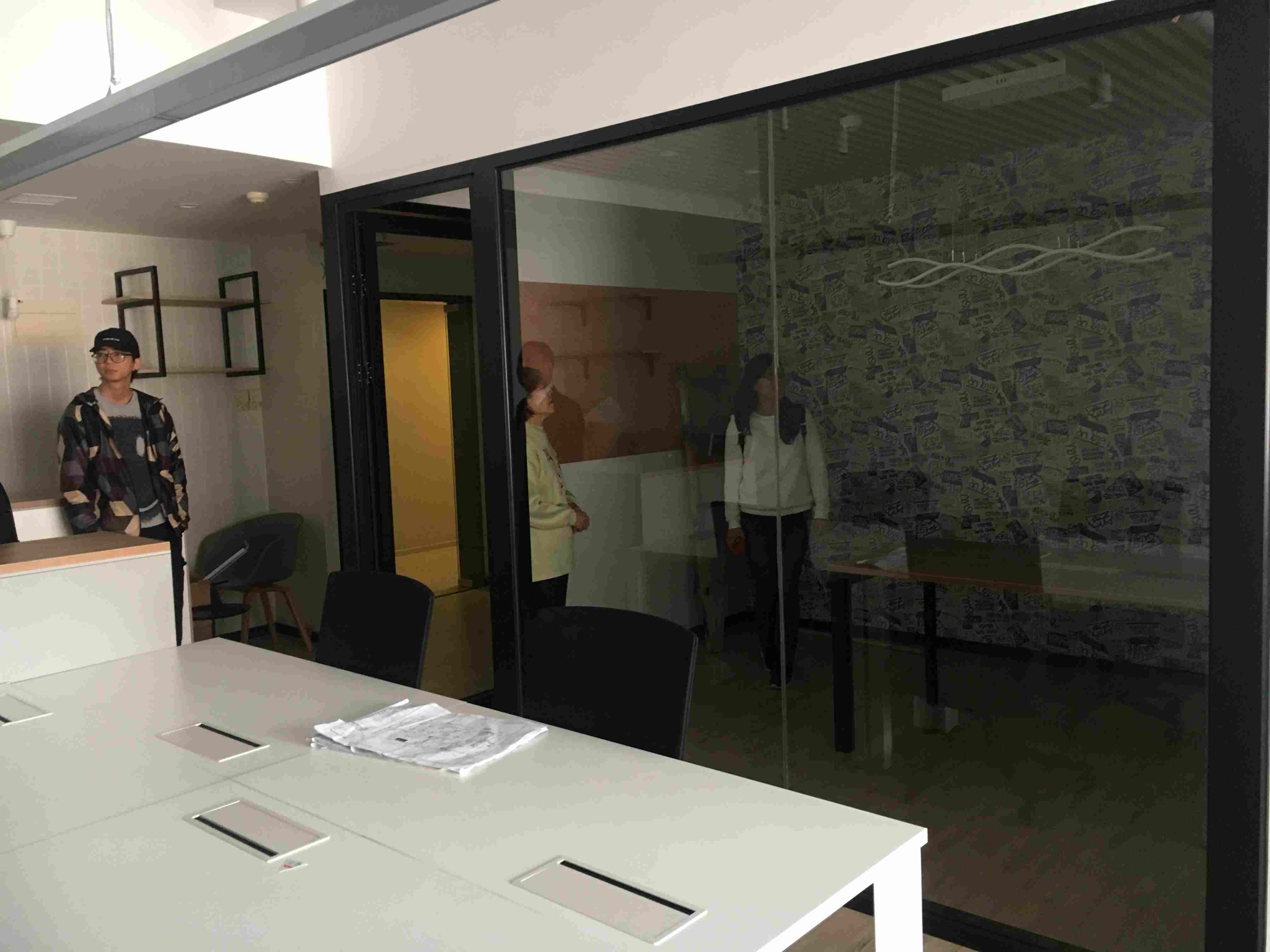 不夜城企业广场84平米写字楼出租