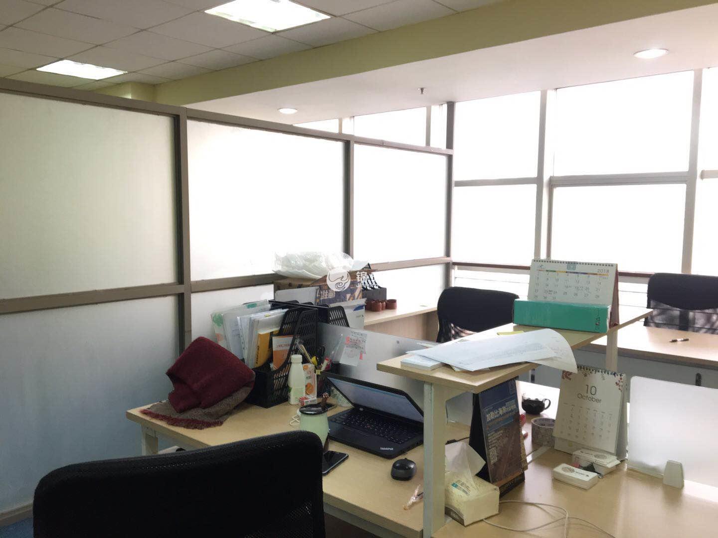 不夜城林顿大厦91平米写字楼出租