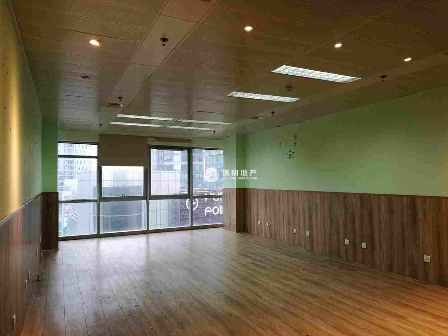 曹杨绿洲广场76平米写字楼出租