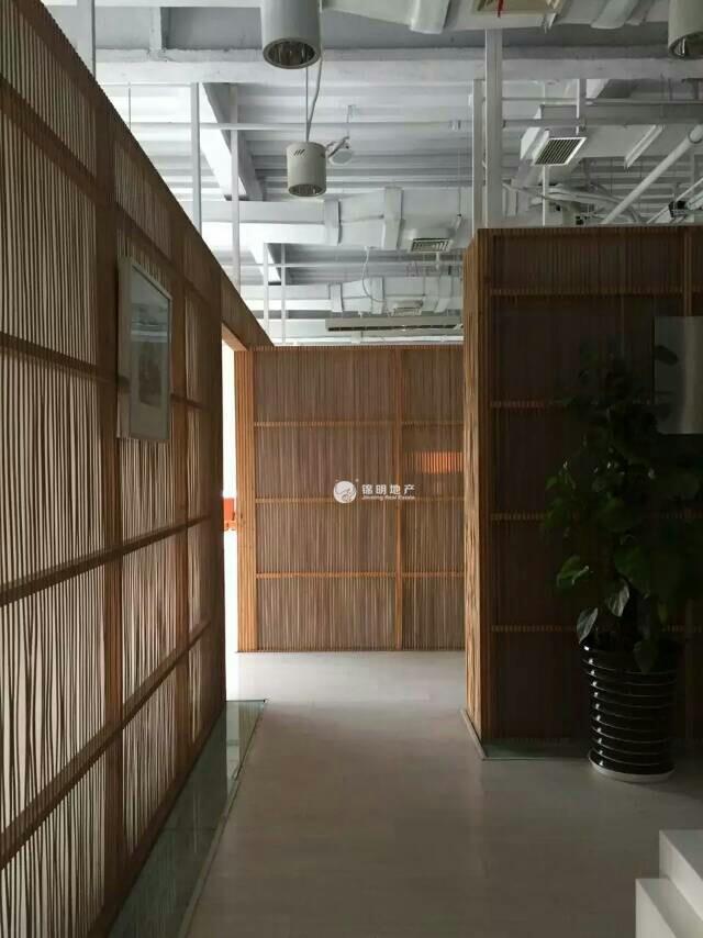 鞍山远洋广场102平米写字楼出租