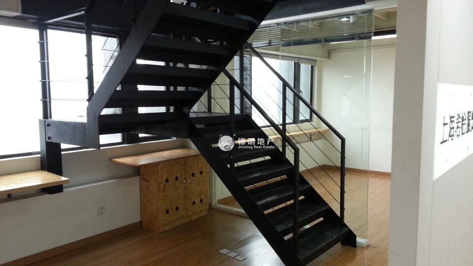 凉城宝华城立方184平米写字楼出租