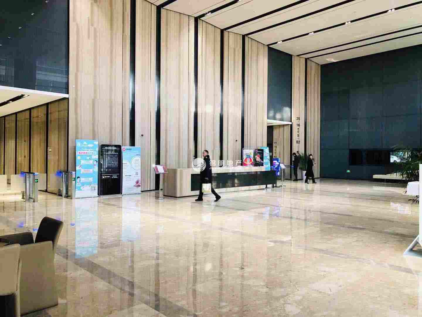 龙华绿地汇中心107平米写字楼出租