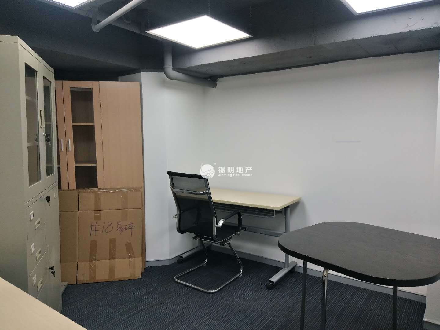光新浦发广场384平米写字楼出租