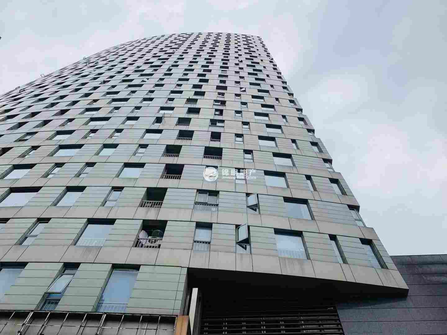 南京西路丽都新贵146平米写字楼出租