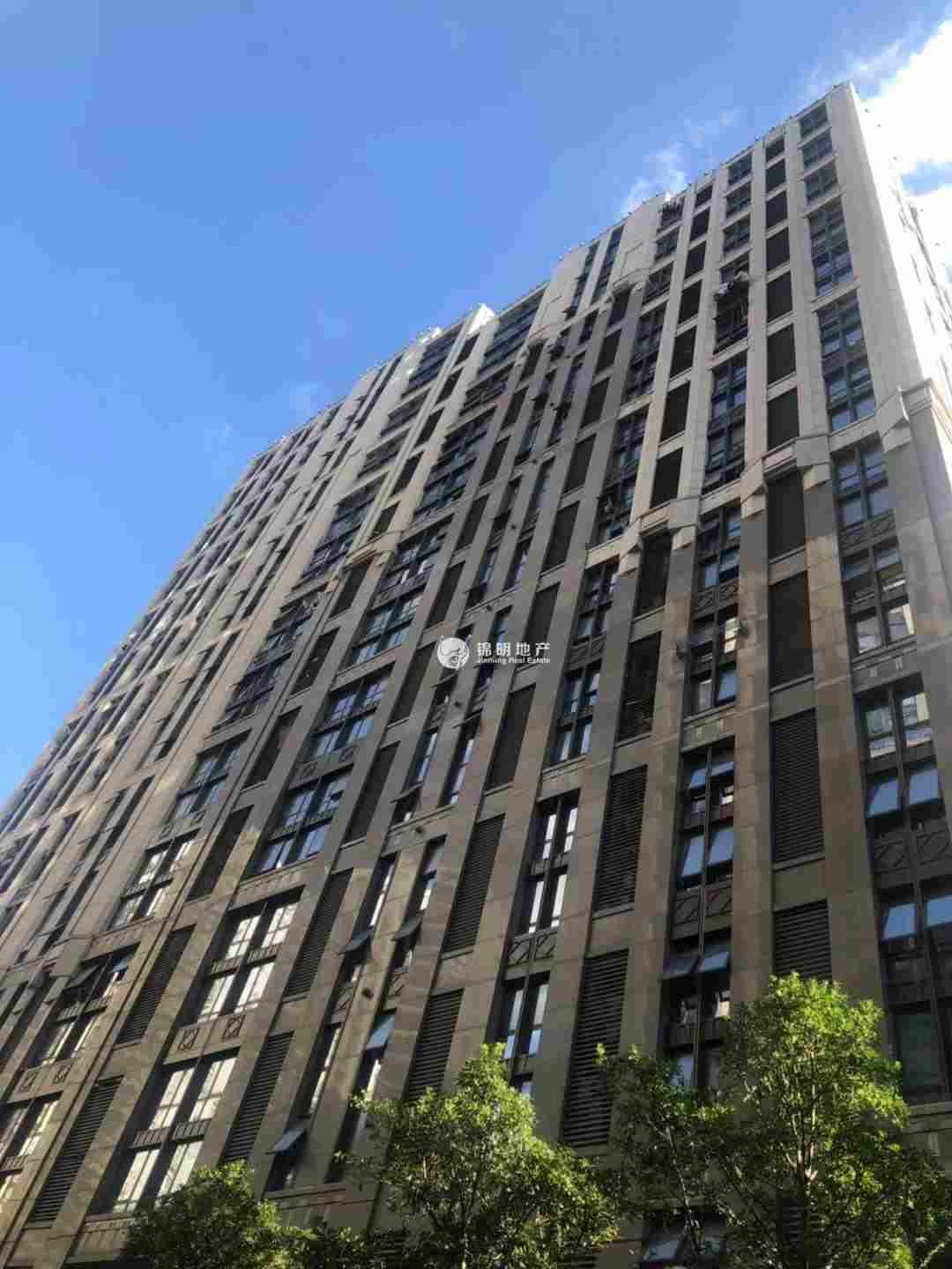 不夜城上海现代交通商务大厦242平米写字楼出租