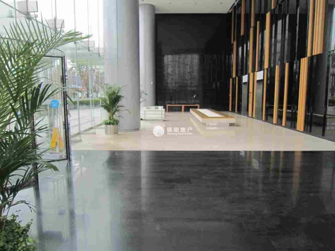 世博滨江绿地海外滩202平米写字楼出租