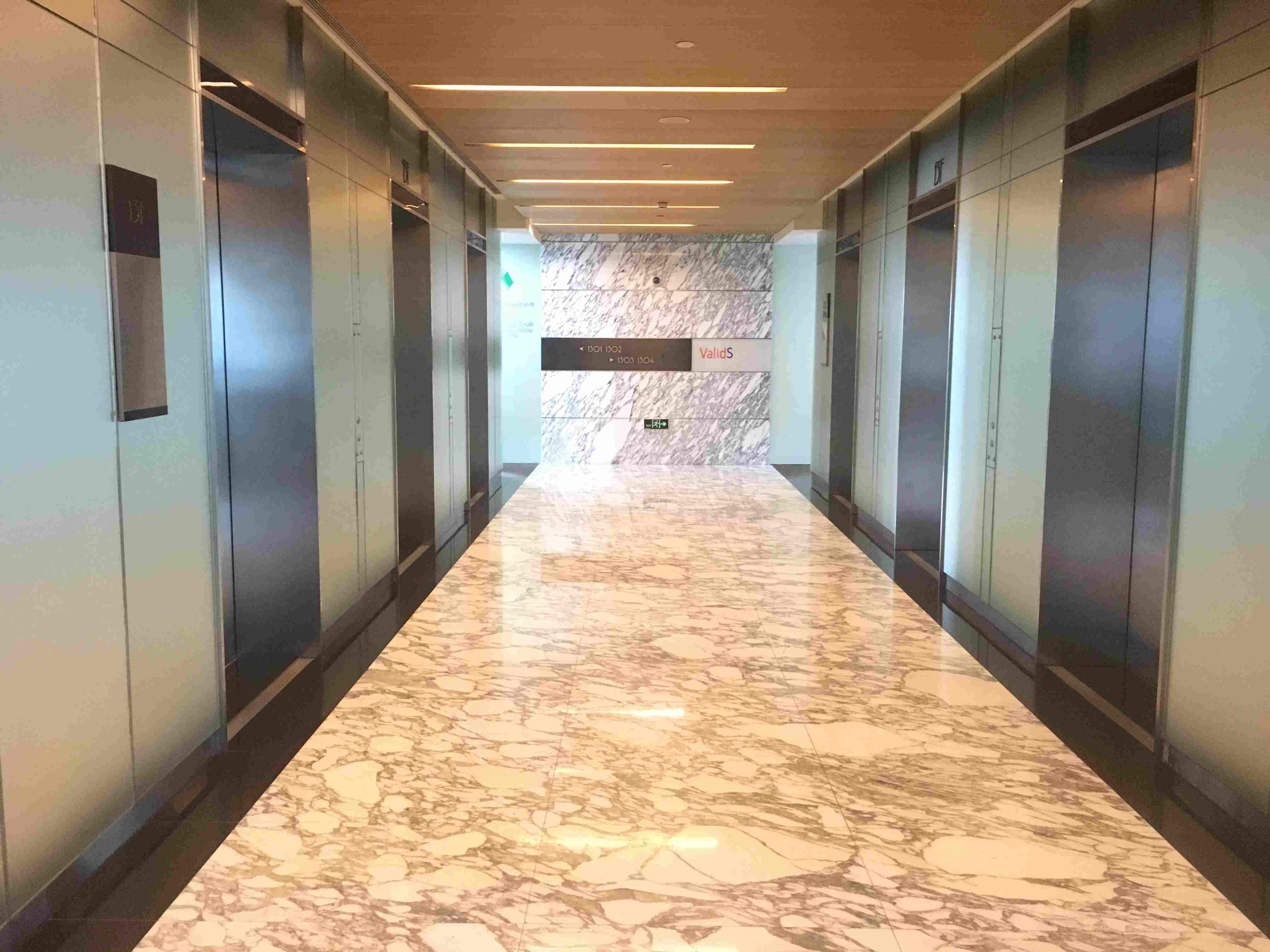 世博滨江绿地海外滩202平米写字楼出租