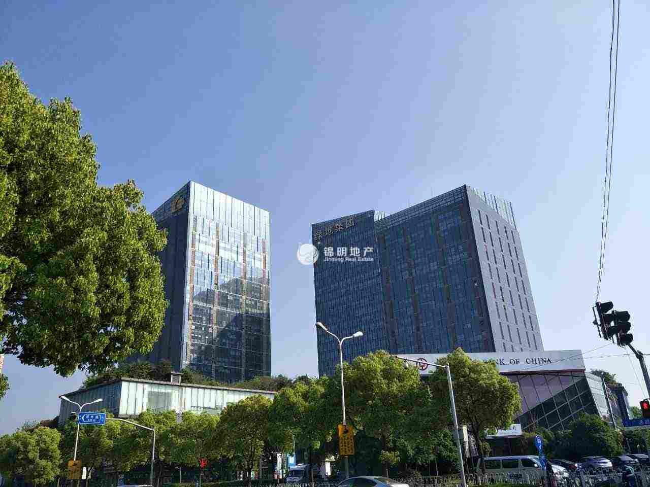 莘庄绿地蓝海88平米写字楼出租