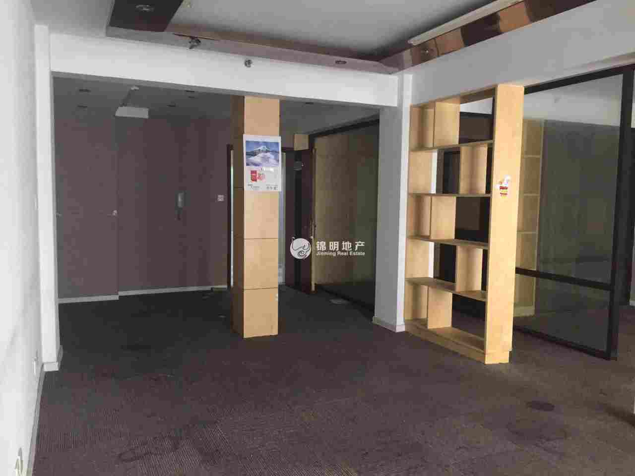 天山光华大厦45平米写字楼出租