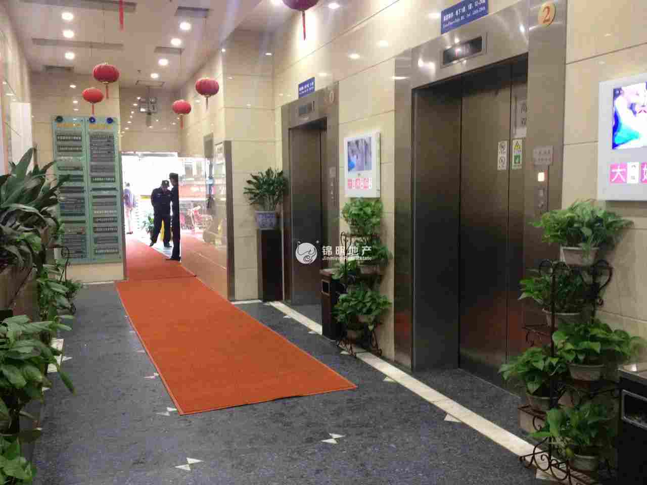 南京东路上海物资大厦55平米写字楼出租