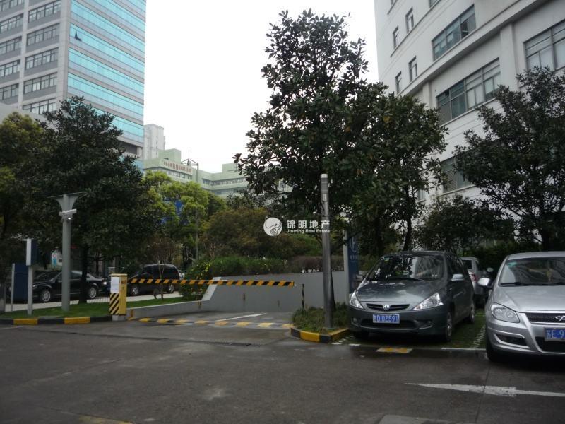 万体馆徐汇商务大厦46平米写字楼出租