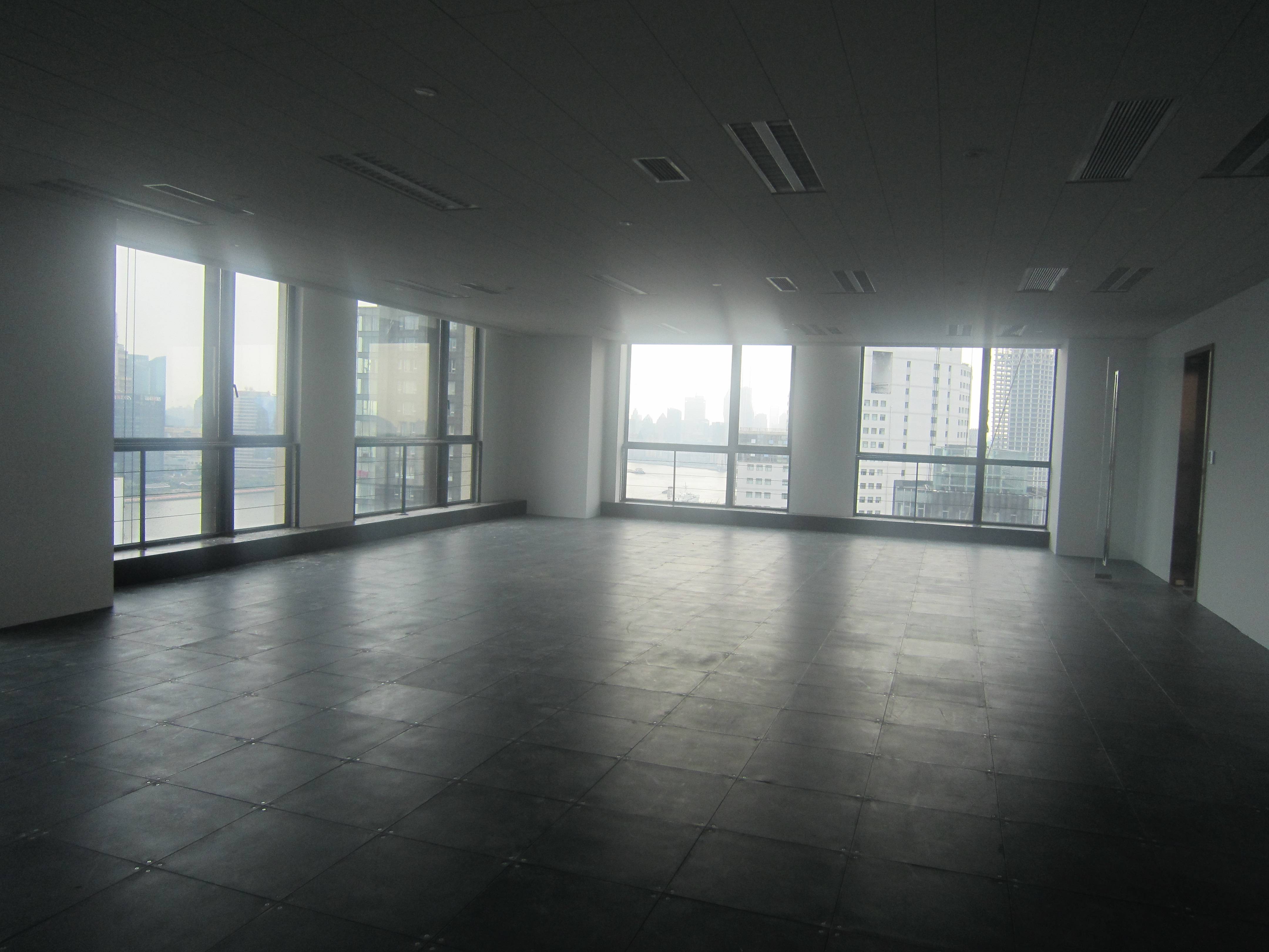 北外滩绿地北外滩中心152平米写字楼出租