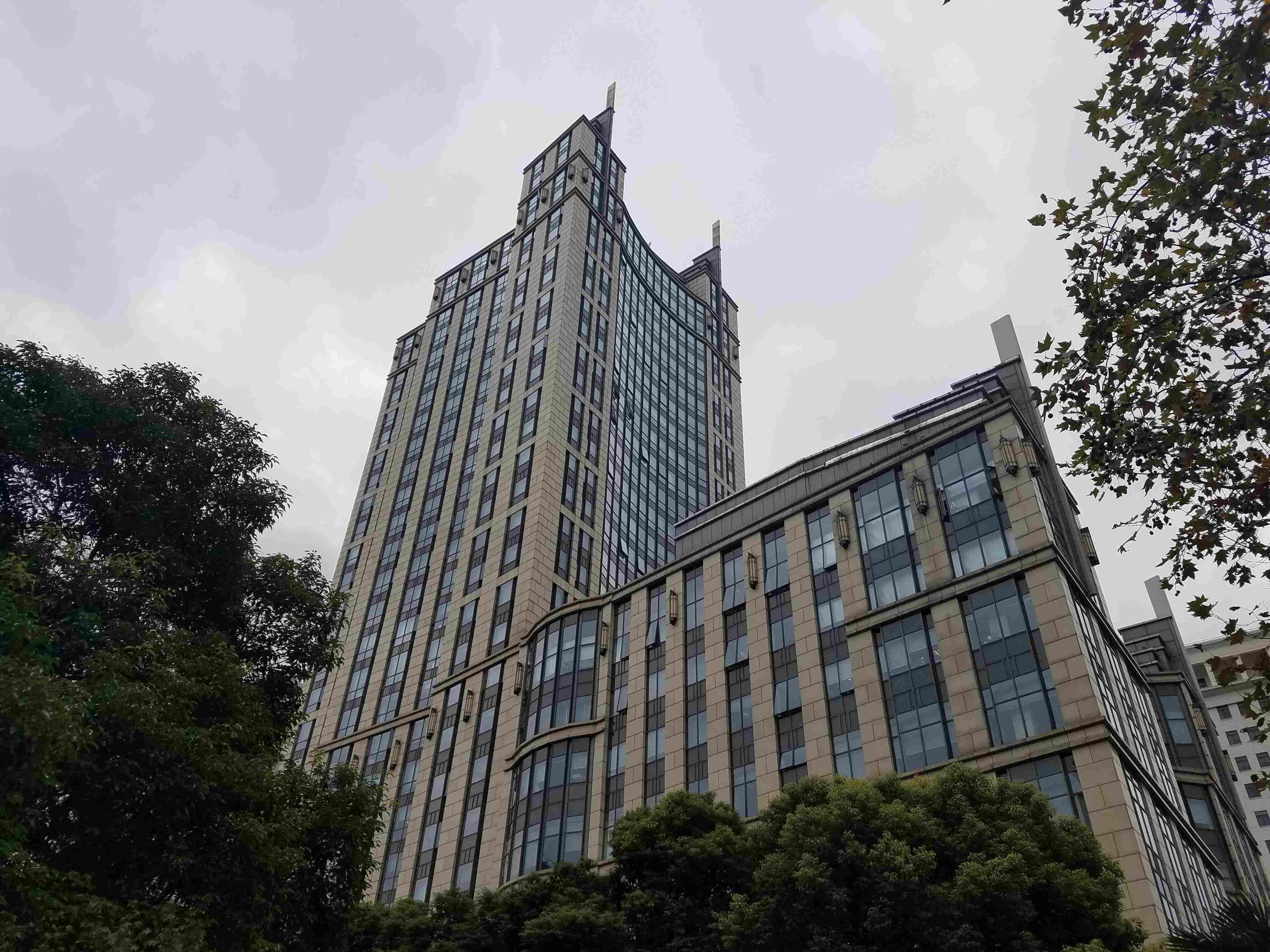 万体馆汇智大厦(漕溪北路)171平米写字楼出租