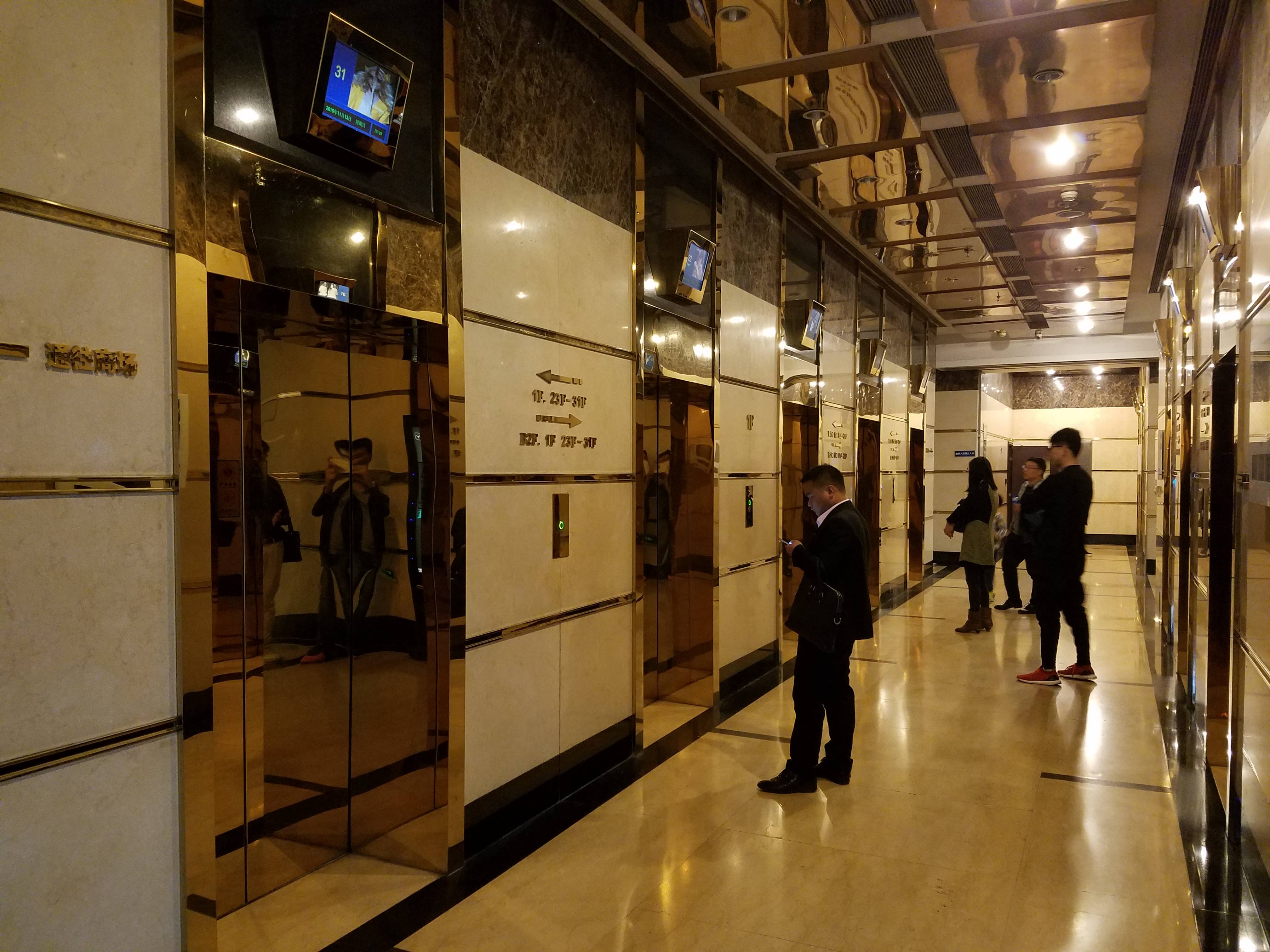 万体馆飞洲国际广场120平米写字楼出租