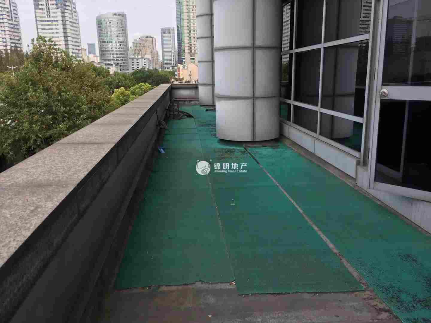 中山公园龙峰大厦155平米写字楼出租
