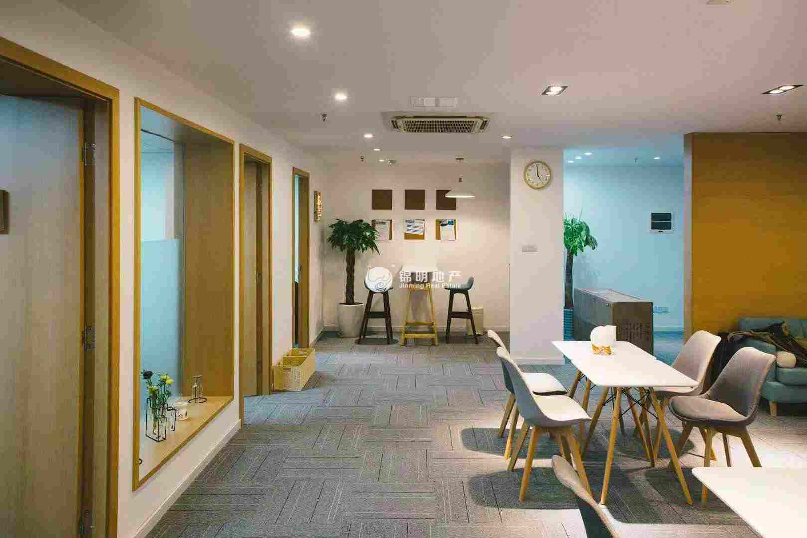 天山同达创业大厦143平米写字楼出租