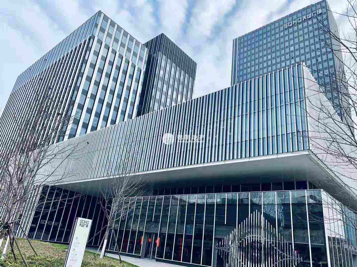 虹桥SOHO天山广场550平米写字楼出租