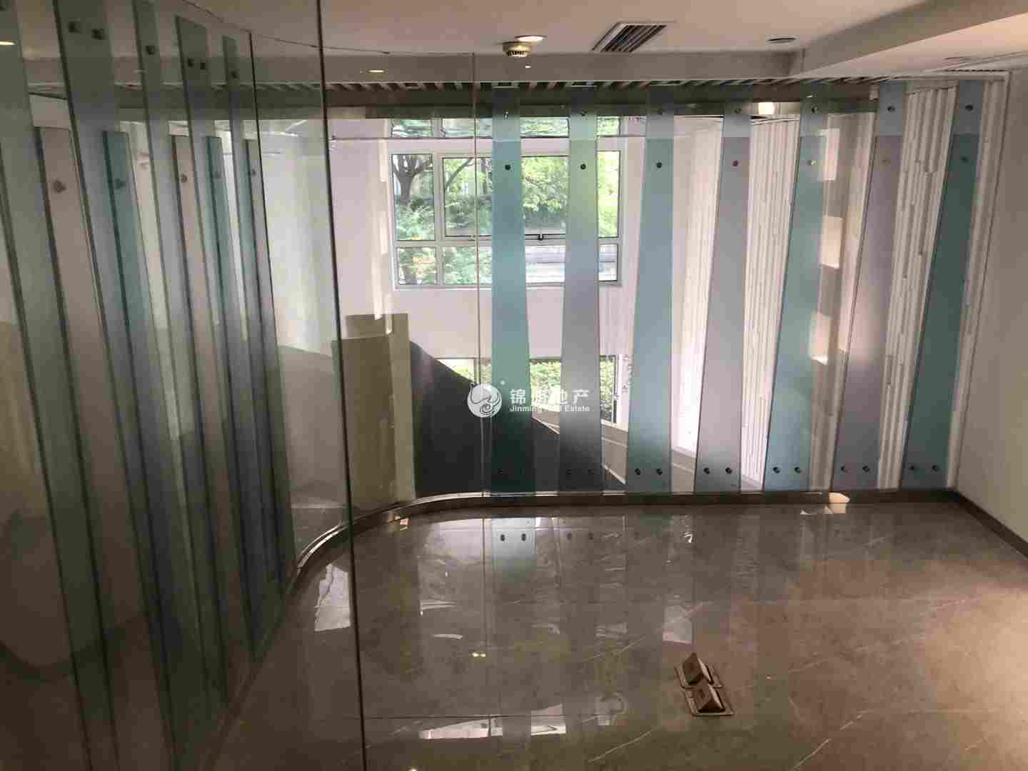 不夜城苏河融景160平米写字楼出租