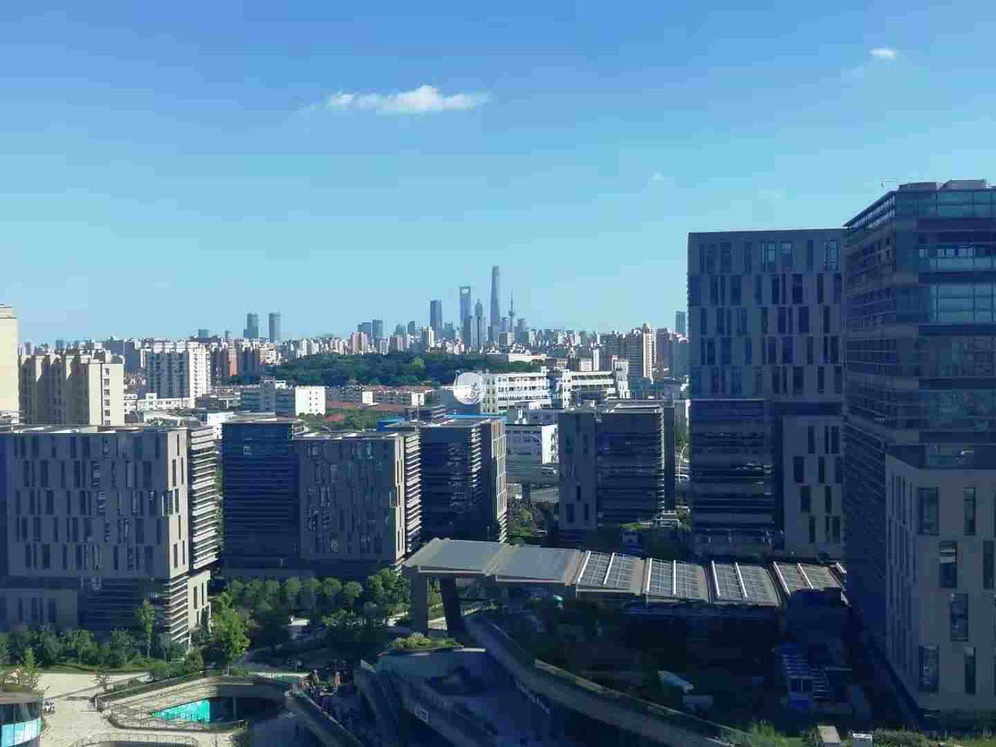 大宁中建·幸福空间180平米写字楼出租