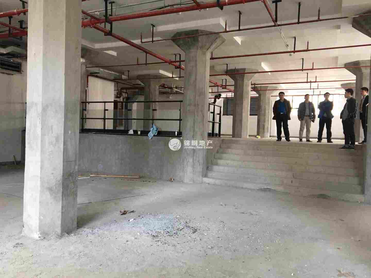 西藏北路四行仓库光三分库712平米写字楼出租