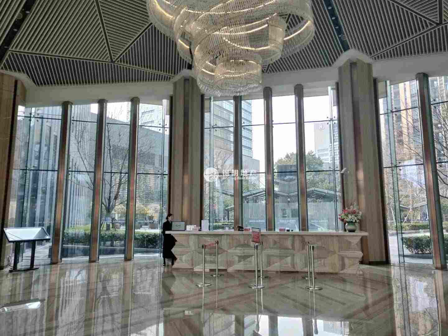 长寿路品尊国际大厦725平米写字楼出租