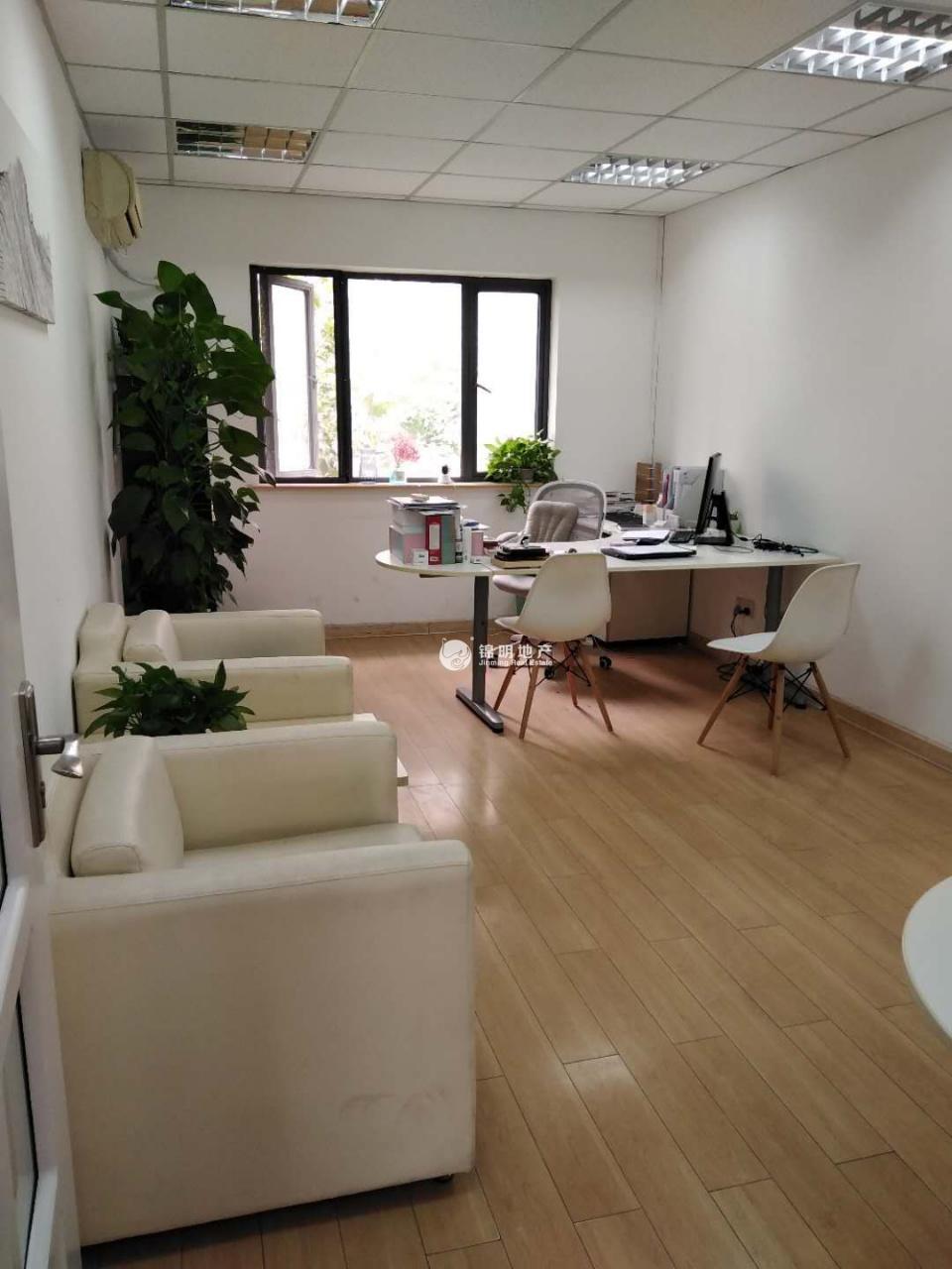 曹杨中谊大厦580平米写字楼出租