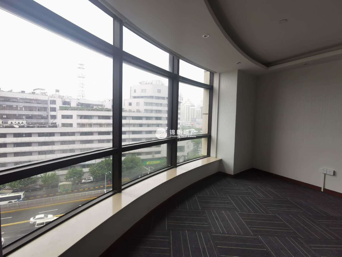 不夜城苏河1号131平米写字楼出租