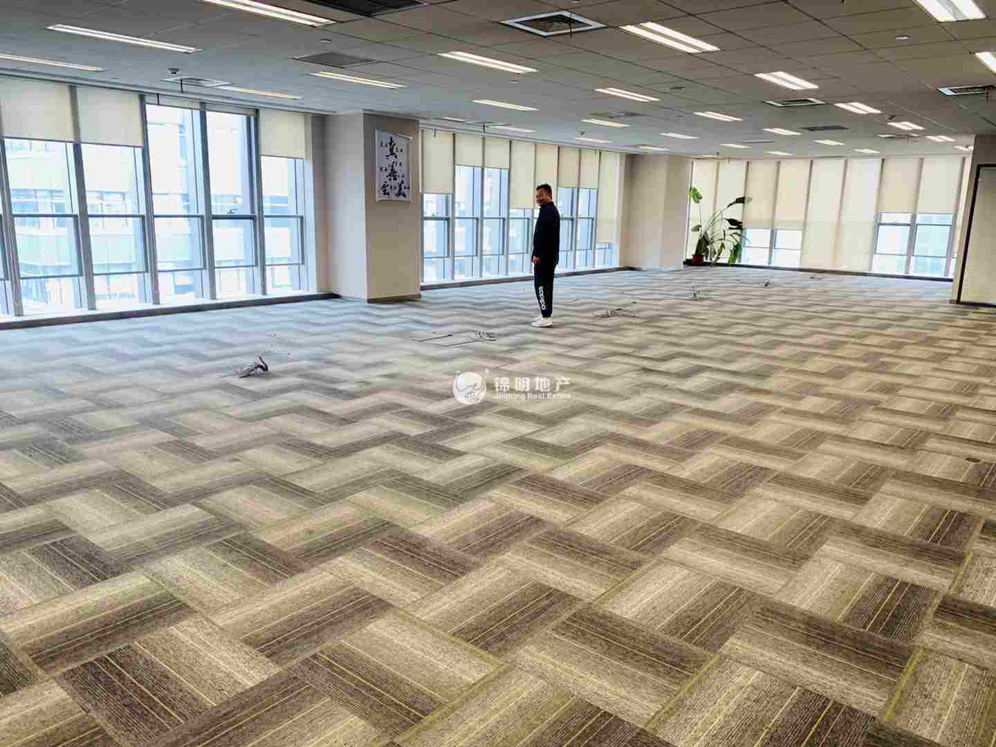 不夜城中港汇静安830平米写字楼出租