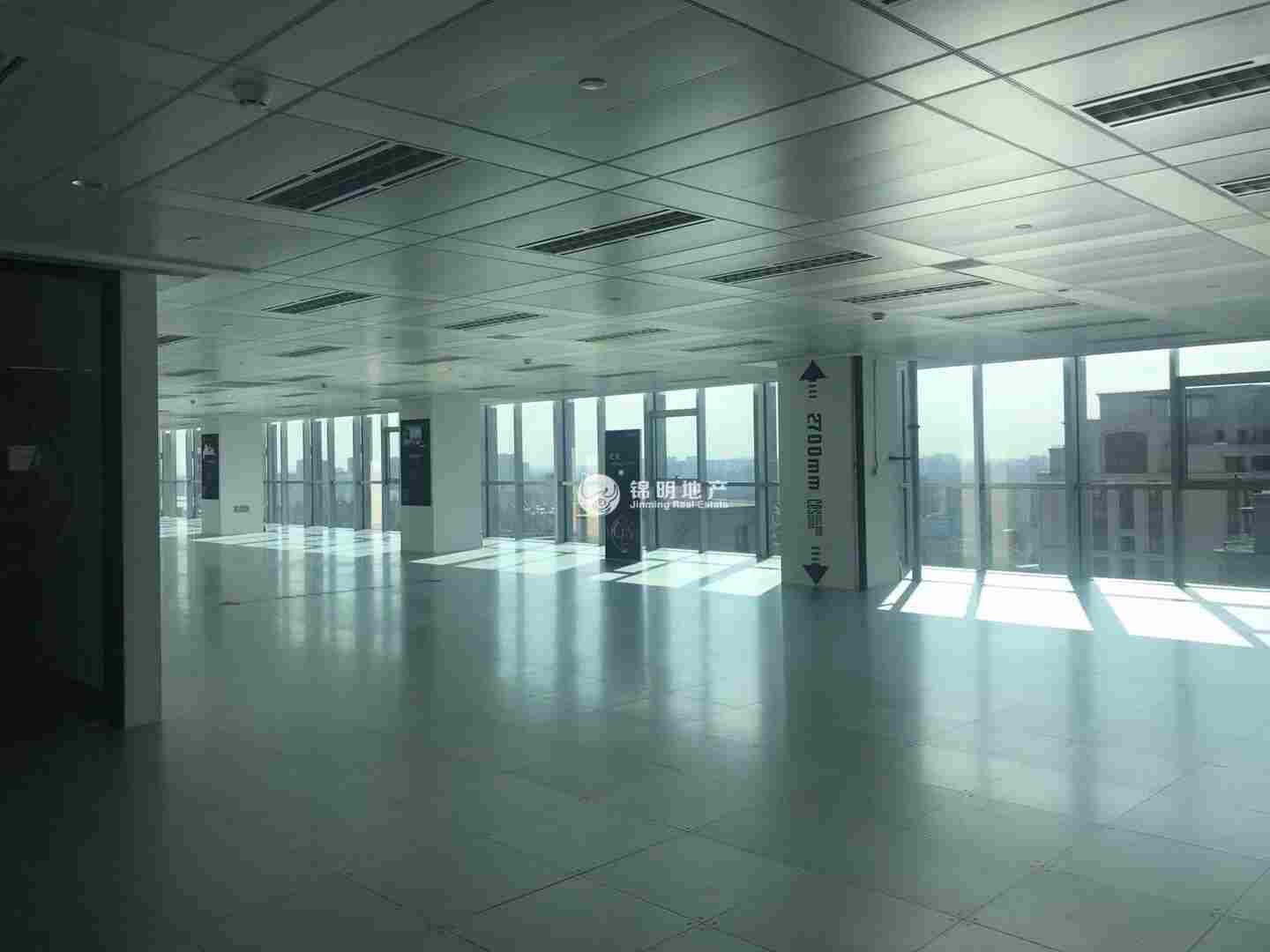 龙华东航滨江中心450平米写字楼出租