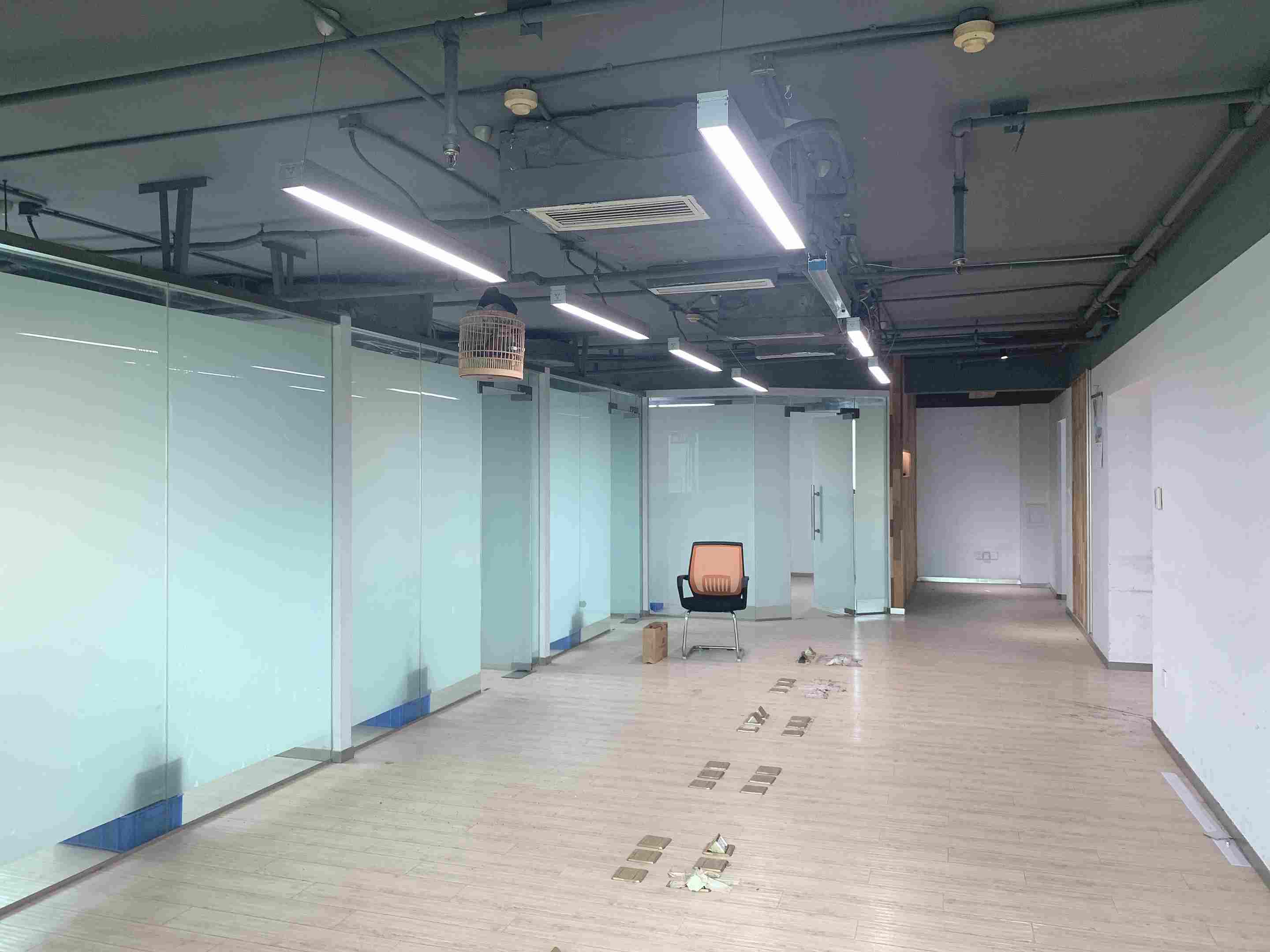 中山公园华宁国际广场120平米写字楼出租