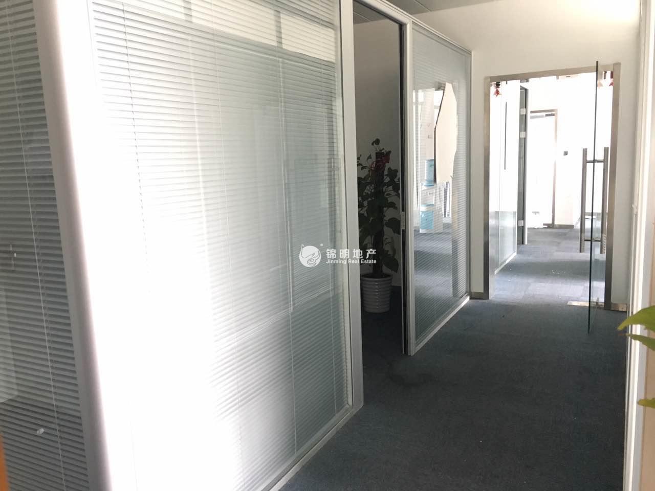 长寿路圣天地商务楼73平米写字楼出租