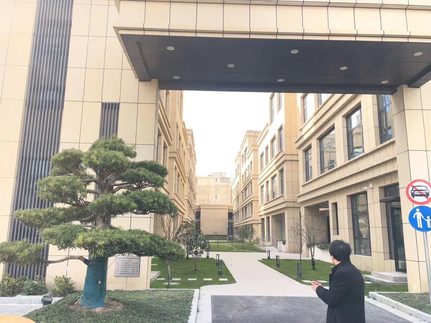 长征红子鸡商务办公楼10000平米写字楼出租